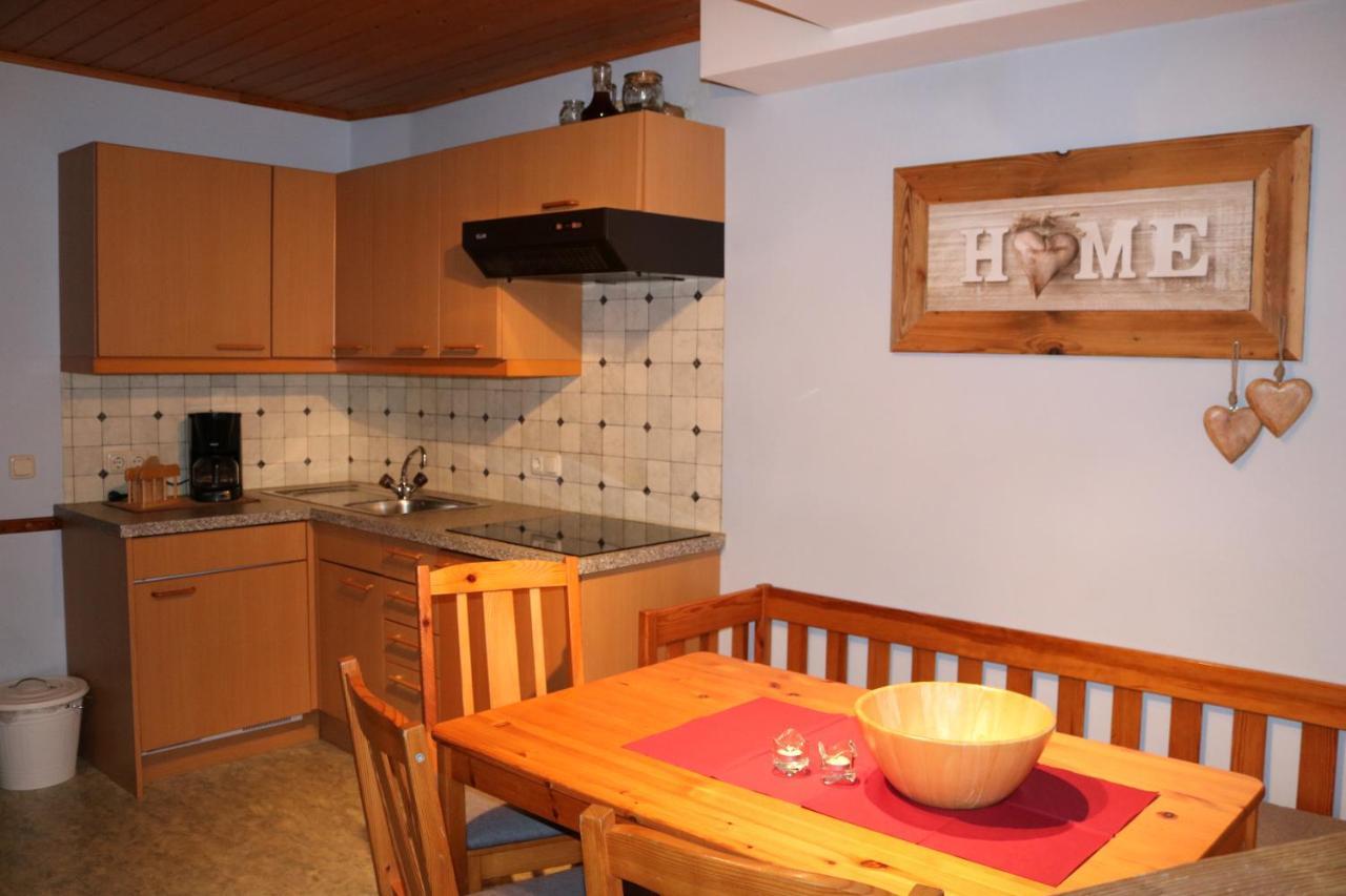 Ferienhaus Hoell Rußbach am Paß Gschütt Exteriör bild